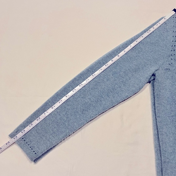 Garnet Hill light blue Heather Cashmere sweater, women’s M - Picture 4 of 5